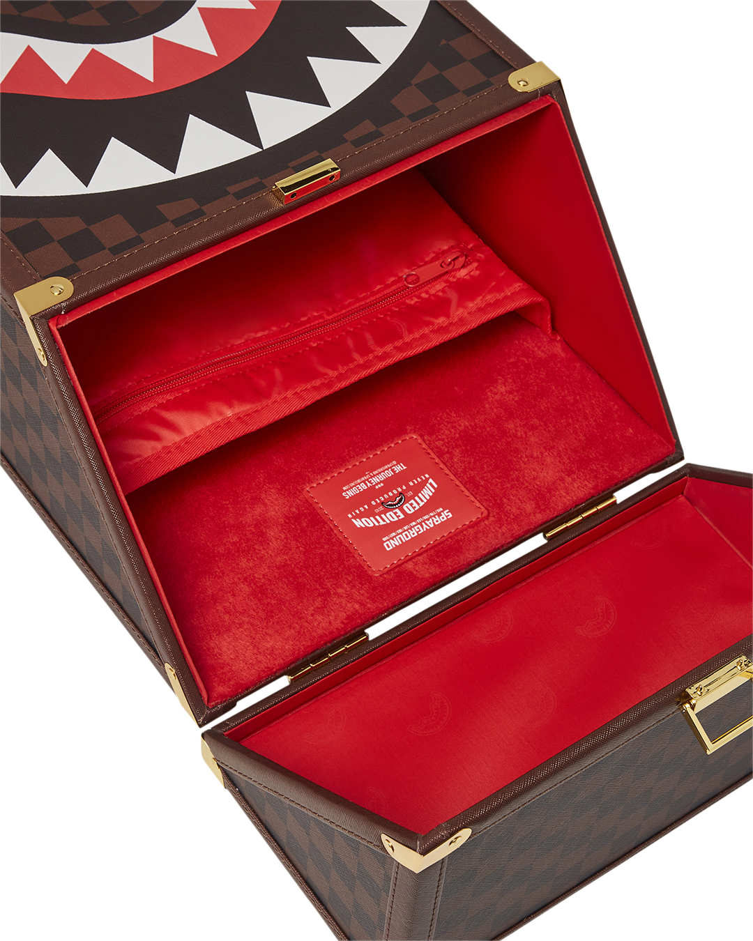 THE CHATURANGA SHARK 1900 BACKPACK