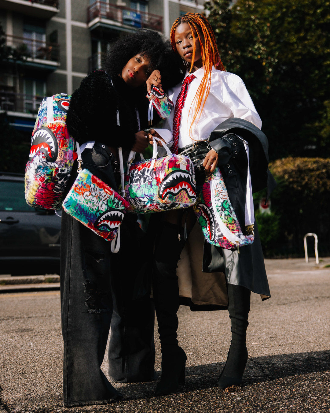 LE MONDE DES GRAFFITIS MINI DUFFLE